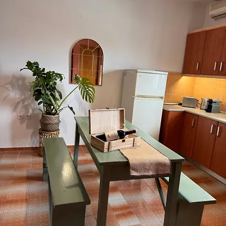 דירה Aether Terra Rooms *